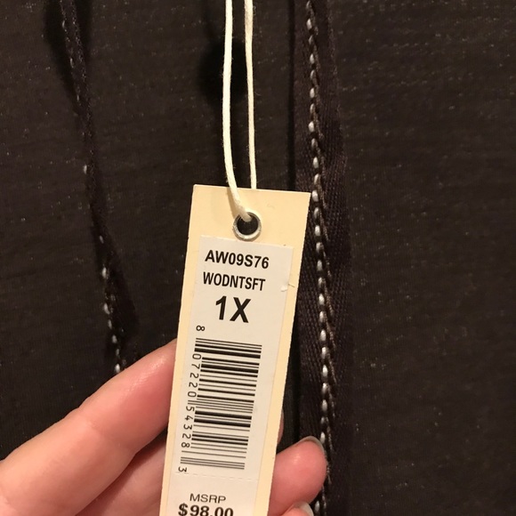 Max studio top - Picture 3 of 4